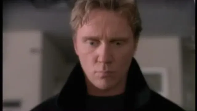 Кадры из сериала Мертвая зона (2002)