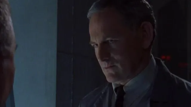 Кадры из сериала За гранью возможного / Внешние пределы (1995)